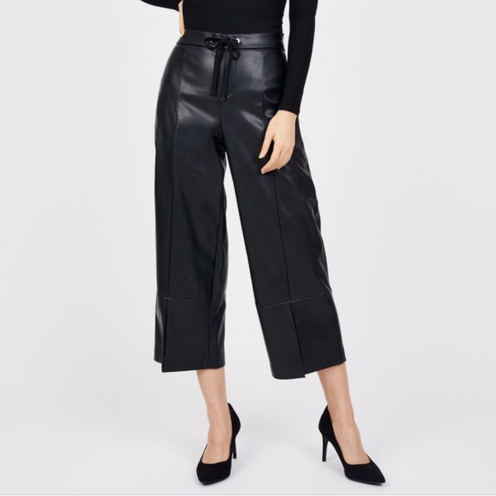 Laundry by Shelli Segal Cropped Faux Leather Pants